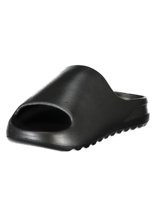 Norway 1963 Black Polyurethane Women's Slipper