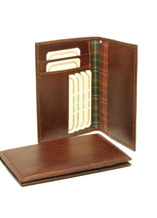 Leather passport holder - brown - XLchoice