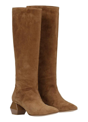 The Boot Collection No. 6 - XLchoice