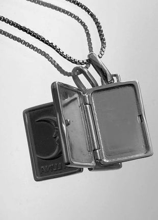 Love Photo Album Opening And Closing Photo Frame Necklace - xlchoice.com