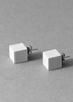 CUBE Øreringe – minimalistiske geometriske grå statement-øreringe-0