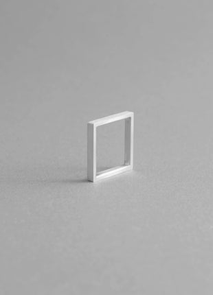 MINIMAL ALUMINIUMSRING | Elegant geometrisk firkantet ring - XLchoice